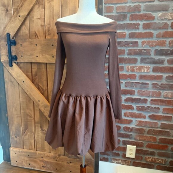 Chocolate Brown Off Shoulder Bubble Hem Mini Dress Size Large Y2K Coquette NWT - Picture 2 of 11